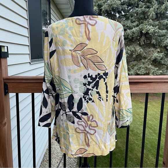 Soft Surroundings Vigne Tropical Yellow Black Shell Tunic Blouse Pearl Sz Small - Picture 5 of 10